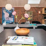 Charming Family Retreat-by Traum *